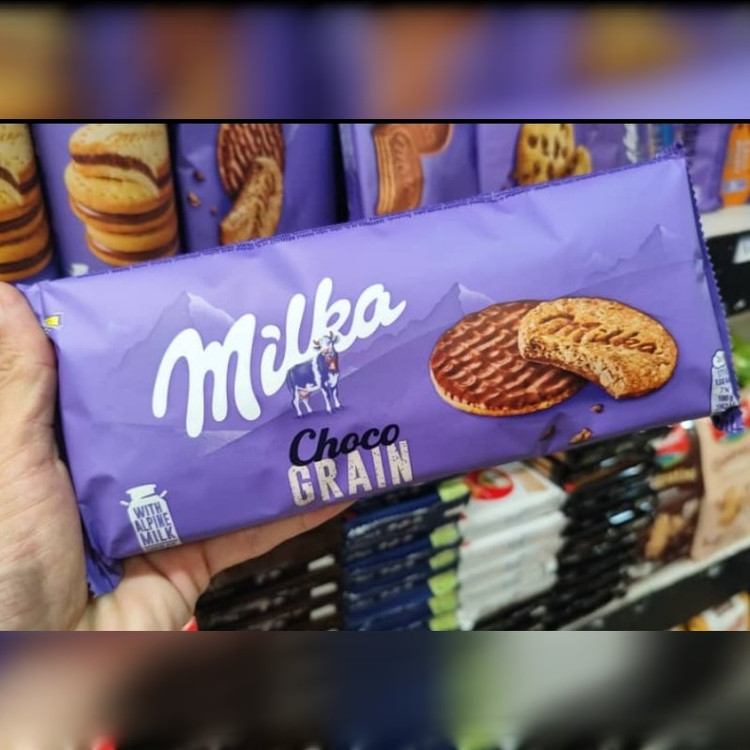 بیسکویت میلکا با روکش شکلاتی 126 گرم ا Cookies with milk chocolate Choco Grain 126